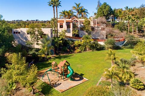 2916 Lone Jack Rd, Encinitas, CA 92024 photo 2