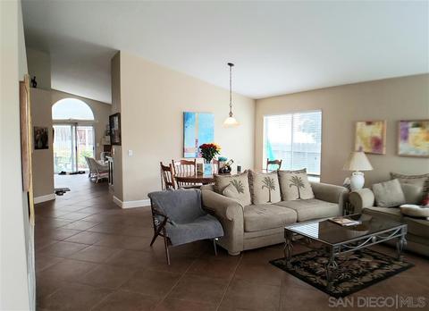 770 Mosaic Cir, Oceanside, CA 92057 photo 5