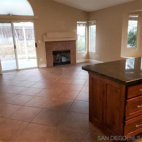 770 Mosaic Cir, Oceanside, CA 92057 photo 9