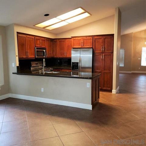 770 Mosaic Cir, Oceanside, CA 92057 photo 3