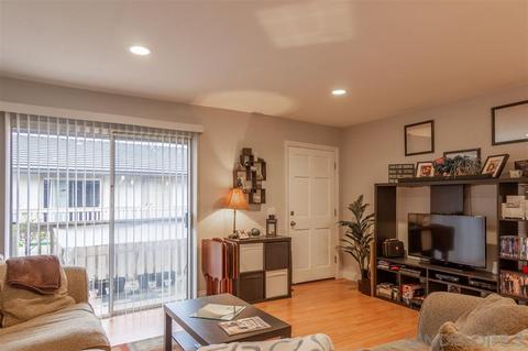 308 Washington St #B, Vista, CA 92084 photo 4