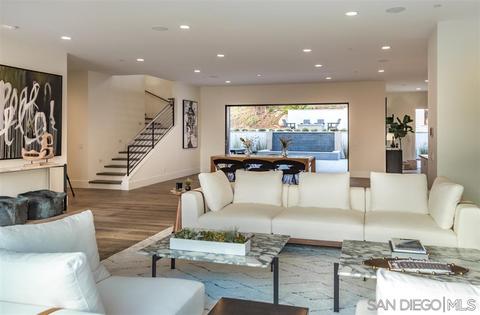 8501 Avenida De Las Ondas, La Jolla, CA 92037 photo 6