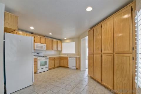 5030 Codorniz Way #27, Oceanside, CA 92057 photo 11
