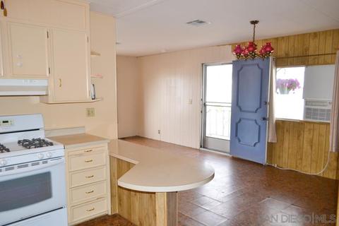276 Quail Ln, Oceanside, CA 92057 photo 5