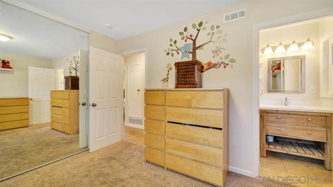 9614 Blarney Ave, Spring Valley, CA 91977 photo 11