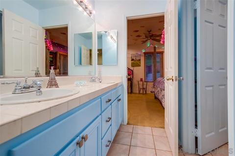2102 Jeremy, Escondido, CA 92027 photo 23