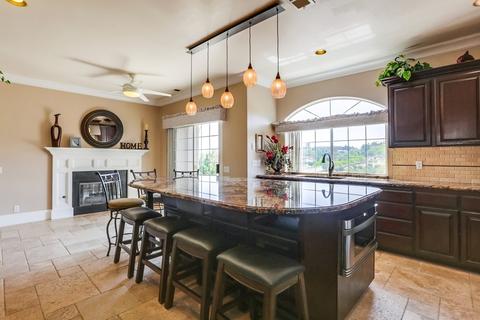 10055 Pebble Creek Ln, El Cajon, CA 92021 photo 8
