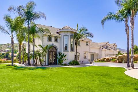 10055 Pebble Creek Ln, El Cajon, CA 92021 photo 1
