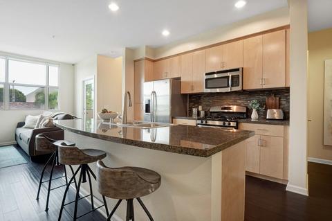 687 S Coast Highway 101 #215, Encinitas, CA 92024 photo 4