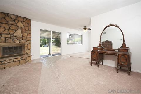 1132 Thomas Way, Escondido, CA 92027 photo 3