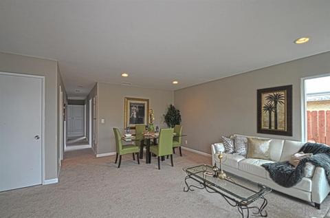 197 Mckinley St, Oceanside, CA 92057 photo 4