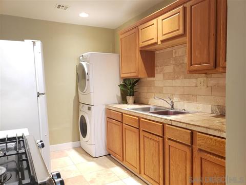 7915 Wistful Vis, Santee, CA 92071 photo 3