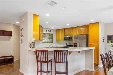 29840 Platanus Dr, Escondido, CA 92026 photo 5