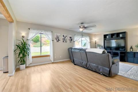 14568 Dehia St, Poway, CA 92064 photo 8