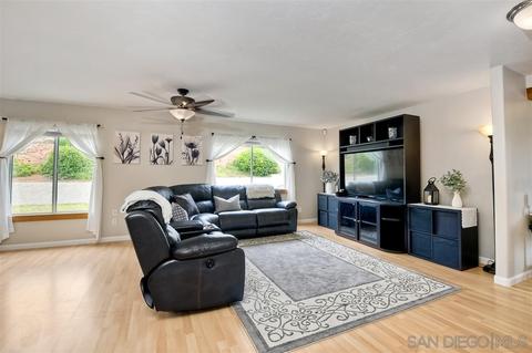 14568 Dehia St, Poway, CA 92064 photo 6