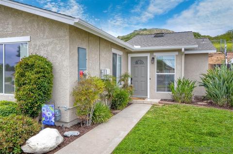 14568 Dehia St, Poway, CA 92064 photo 2