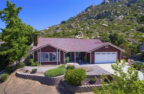 25118 Kerri Ln, Ramona, CA 92065 photo 1