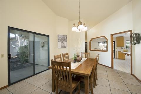 25118 Kerri Ln, Ramona, CA 92065 photo 8