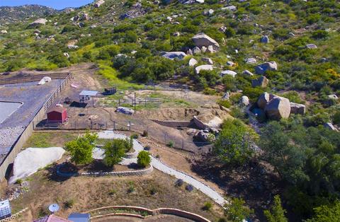 25118 Kerri Ln, Ramona, CA 92065 photo 2