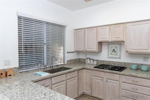 1088 Funquest Dr, Fallbrook, CA 92028 photo 10