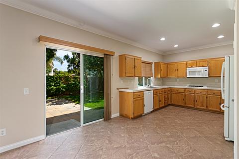 328 Monte Vista Way, Oceanside, CA 92057 photo 5