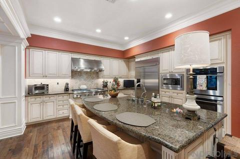 6860 Citrine Dr, Carlsbad, CA 92009 photo 12