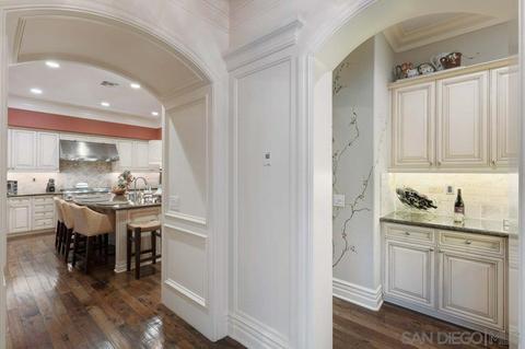 6860 Citrine Dr, Carlsbad, CA 92009 photo 15