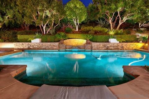 6860 Citrine Dr, Carlsbad, CA 92009 photo 5