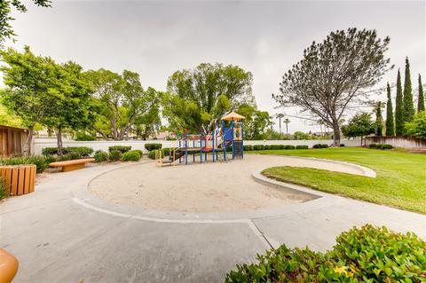 786 Mosaic Cir, Oceanside, CA 92057 photo 17