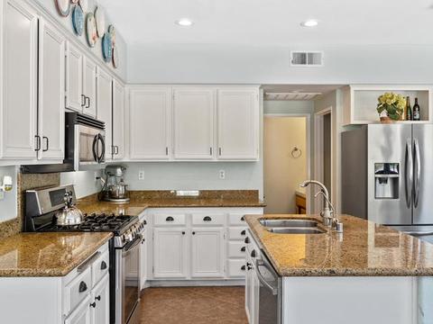 29702 Gracilior Dr, Escondido, CA 92026 photo 9