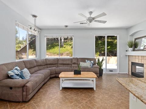 29702 Gracilior Dr, Escondido, CA 92026 photo 13