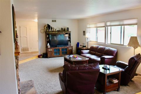 815 Berkeley Way, Vista, CA 92084 photo 14