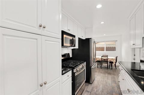 3116 Jacqueline Ln, Oceanside, CA 92056 photo 2