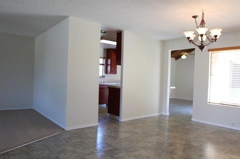 676 Amys Pl, Escondido, CA 92027 photo 7