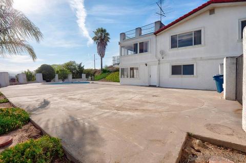 308 Leslie Ln, Escondido, CA 92026 photo 6