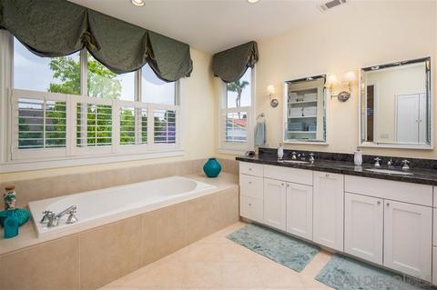 461 A Ave, Coronado, CA 92118 photo 23