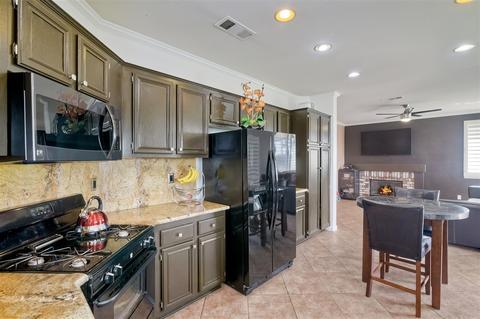 345 Point Windemere Pl, Oceanside, CA 92057 photo 18