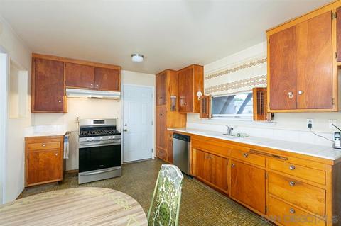 826 David Dr, Chula Vista, CA 91910 photo 4