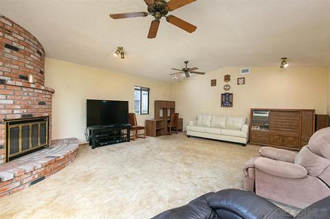 826 David Dr, Chula Vista, CA 91910 photo 9