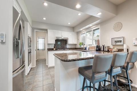 9406 Hilmer Dr, La Mesa, CA 91942 photo 9