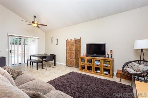 8850 Burkshire Pl, Lakeside, CA 92040 photo 4