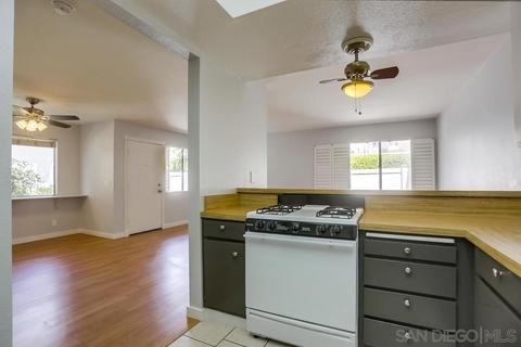 6915 Quail Pl #D, Carlsbad, CA 92009 photo 15