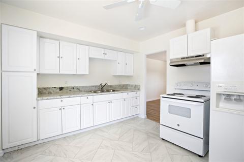 604 W 10th Ave, Escondido, CA 92025 photo 7