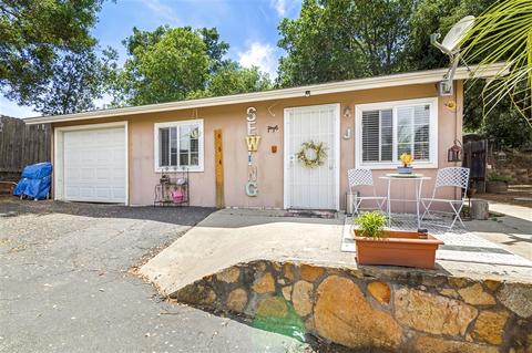 5023 5th St, Fallbrook, CA 92028 photo 3