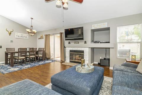 4477 Arbor Cove Cir, Oceanside, CA 92058 photo 6