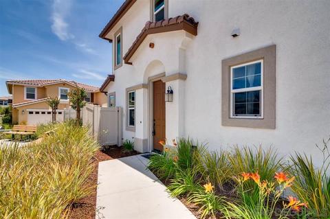 8613 Skylight Way, Lakeside, CA 92040 photo 2