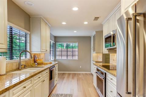 2826 Winthrop Ave, Carlsbad, CA 92010 photo 6