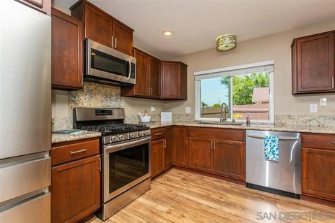 9702 Deer Hollow Ct, Santee, CA 92071 photo 5