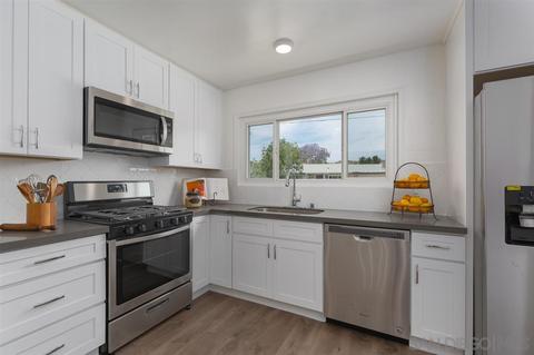 9521 Rawlins Way, Santee, CA 92071 photo 5