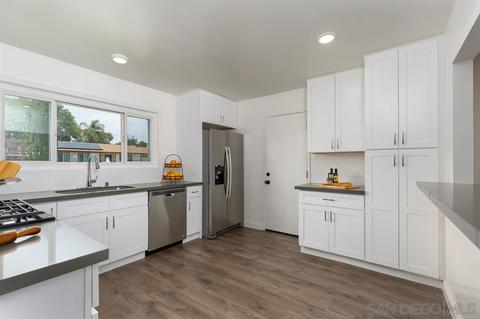 9521 Rawlins Way, Santee, CA 92071 photo 4